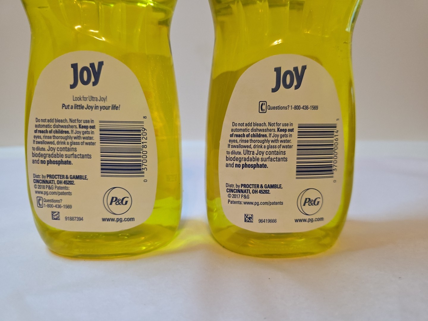 Set Of 2 Vintage Joy Lemon Scent Dishwashing Liquid 12.6 Fl Oz