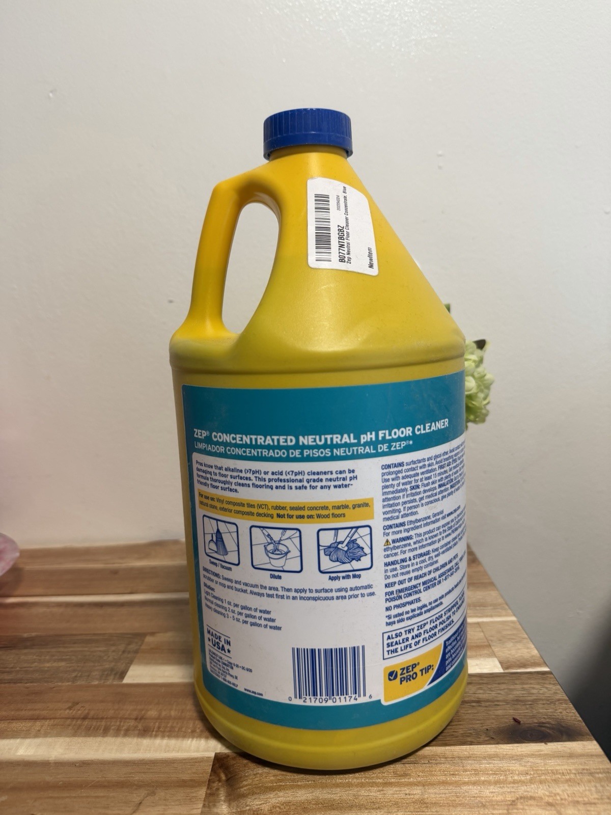 Zep Neutral pH Floor Cleaner Concentrate, No Rinse, Fresh Scent, 1 Gal