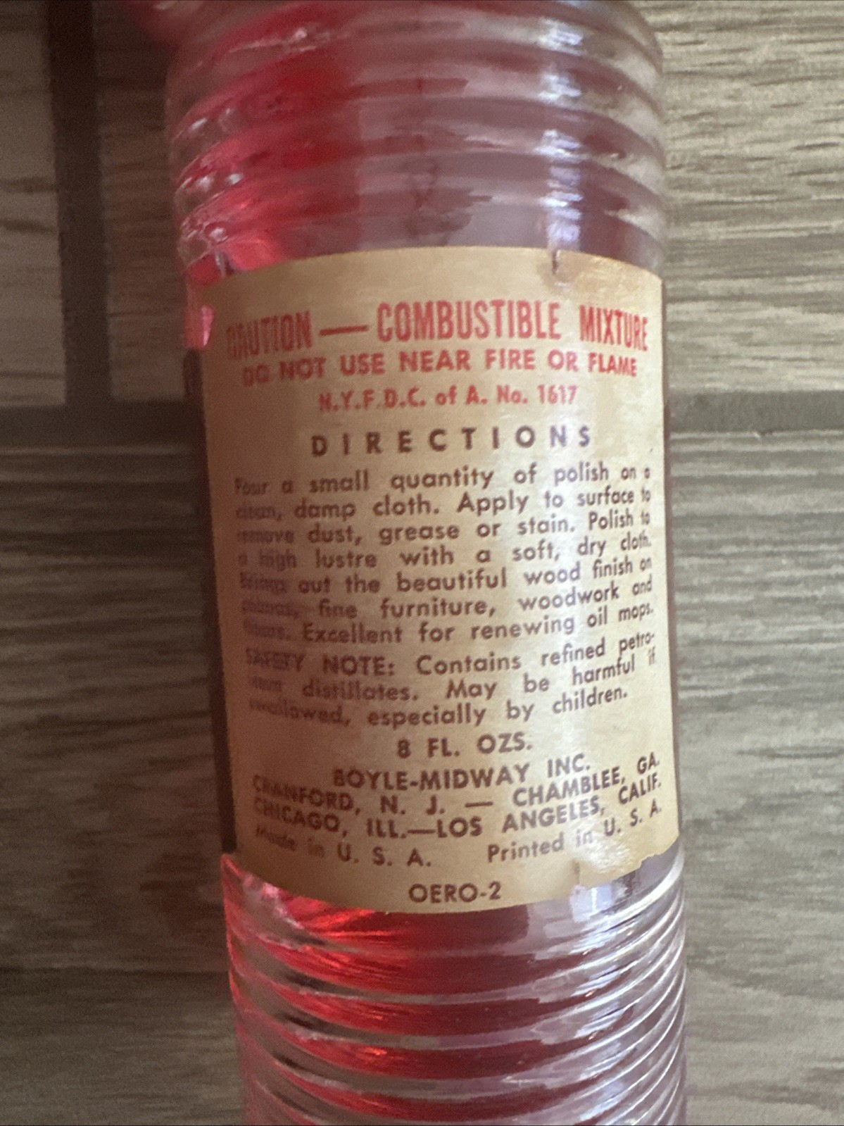 Vintage Old English Red Oil Furniture Polish Ribbed Bee Hive Prop Bottle 1950’s