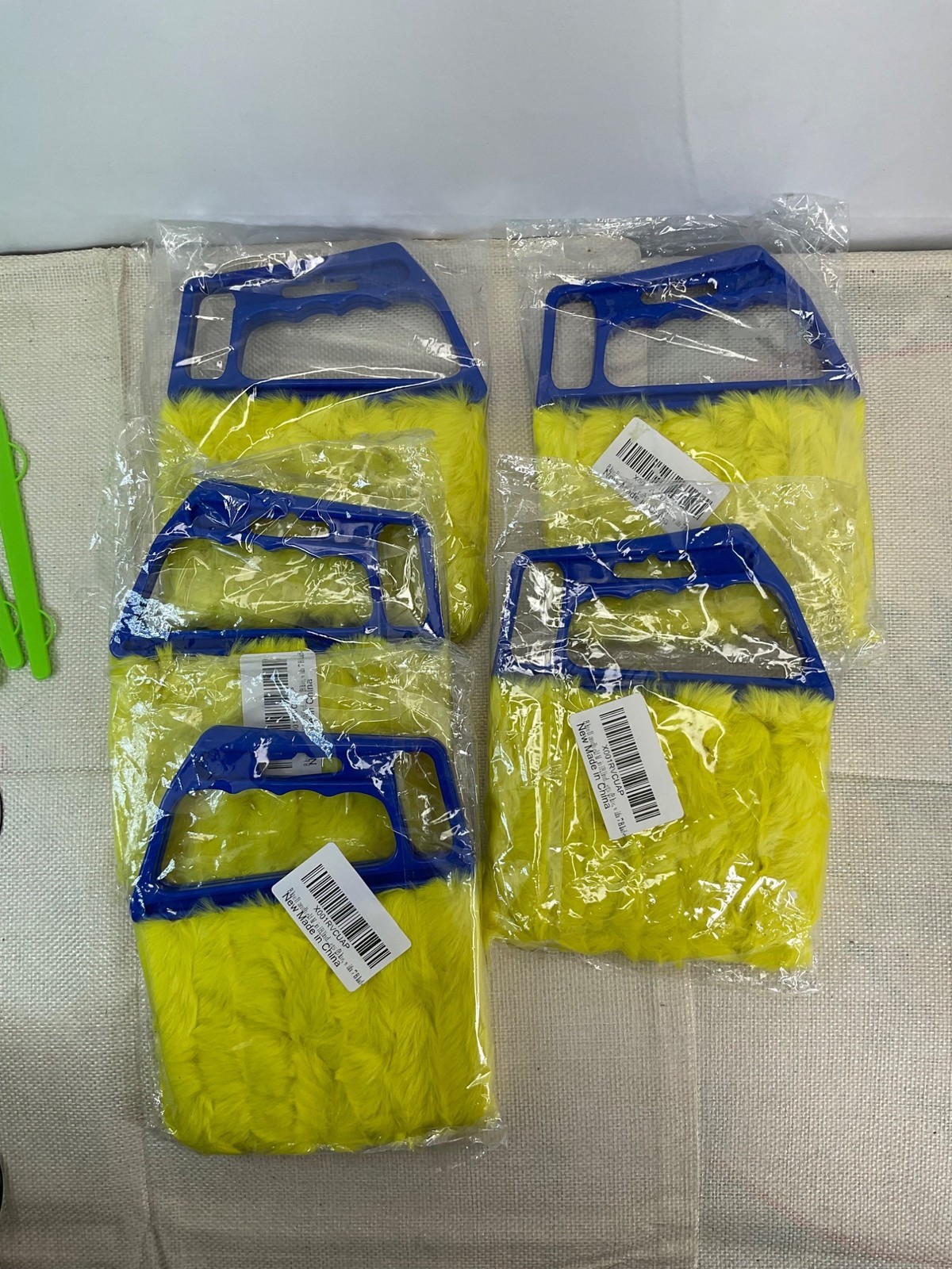 New 15-Piece Cleaning Mixed Lot Crevice Brushes Swiffer Handles Window Blinds