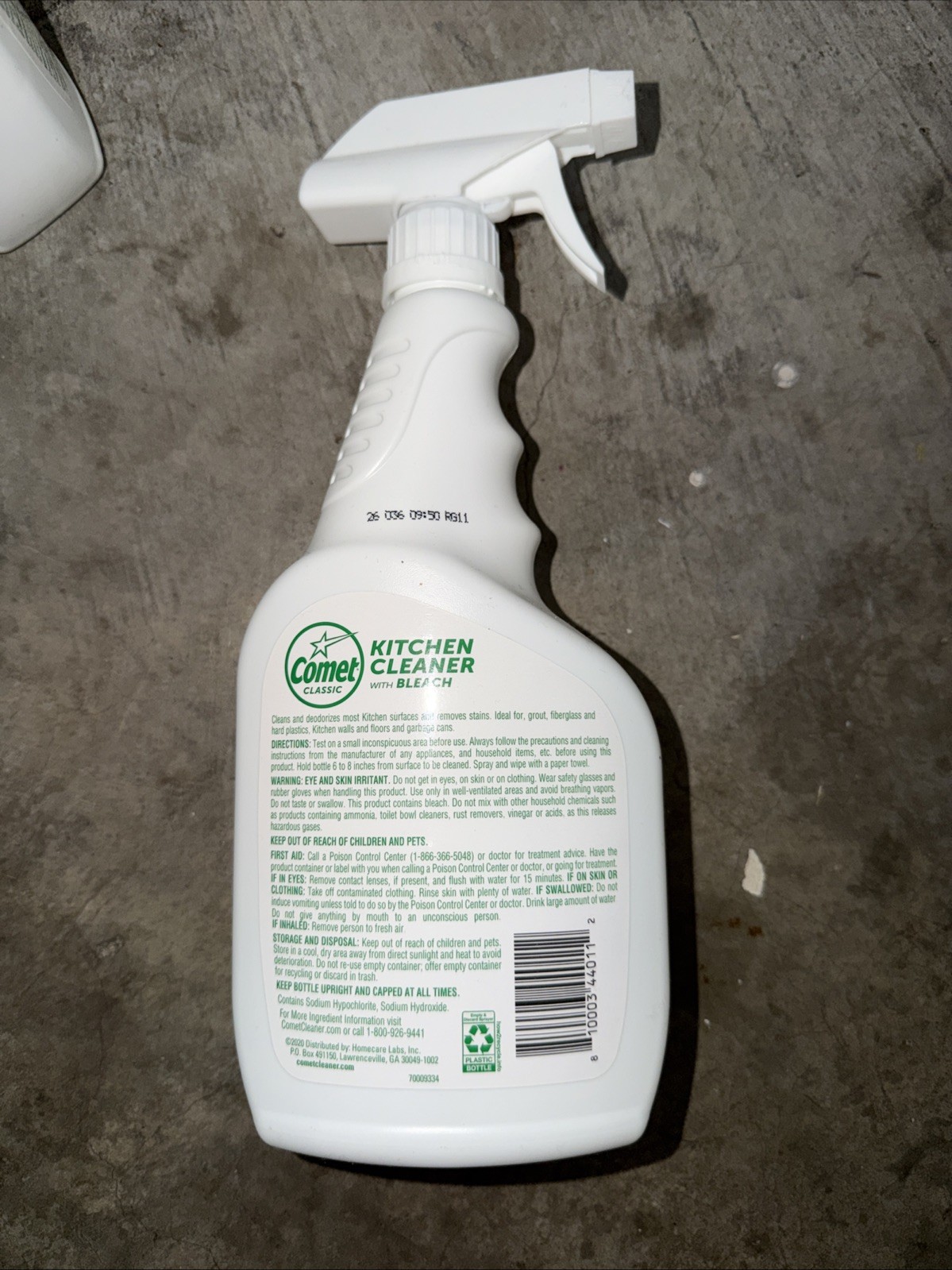 Comet Classic Kitchen Cleaner With Bleach 24 oz