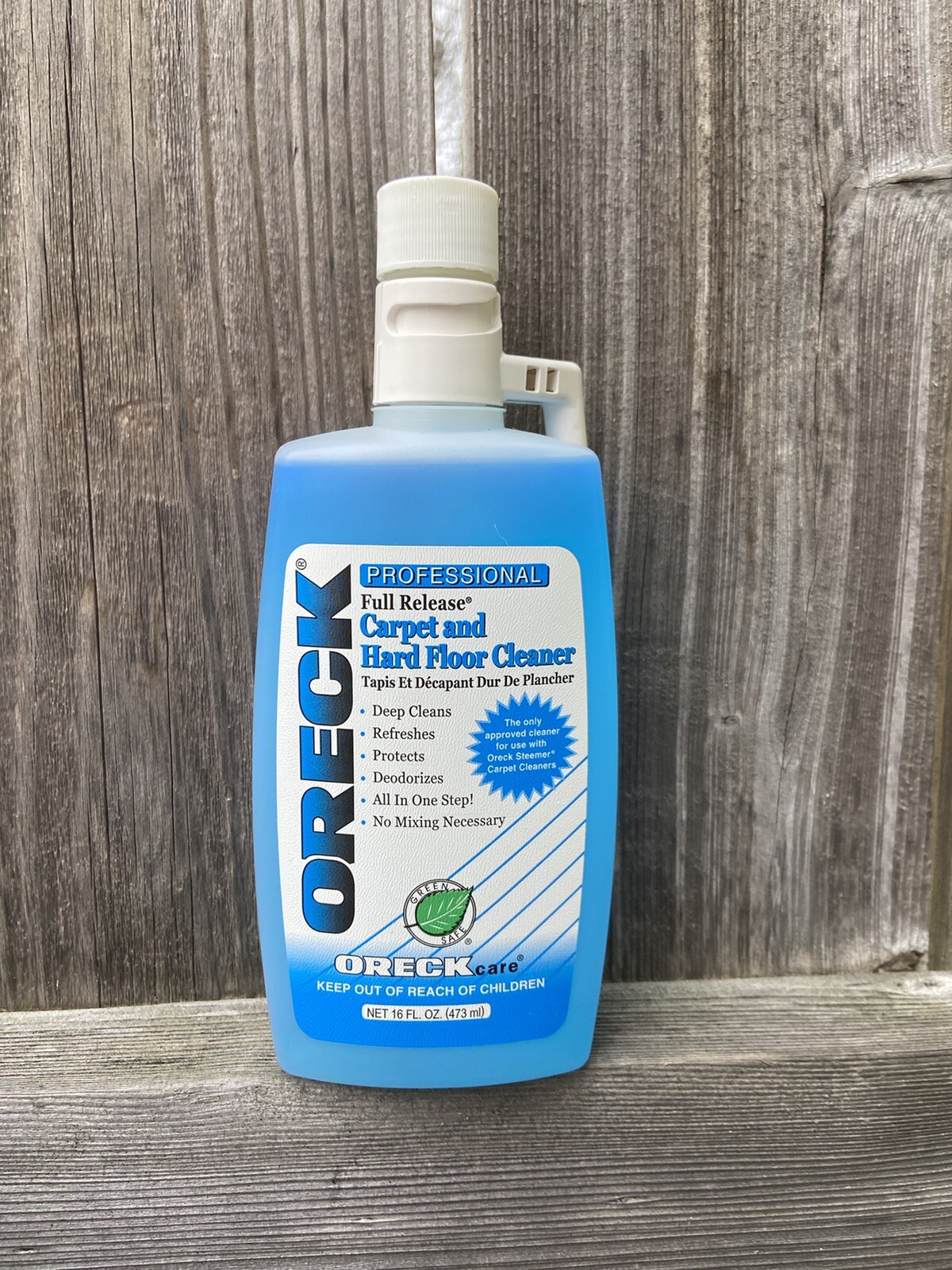 New Oreck Carpet & Hard Floor Cleaner Professional Full Release 16 Fl Oz Flaw