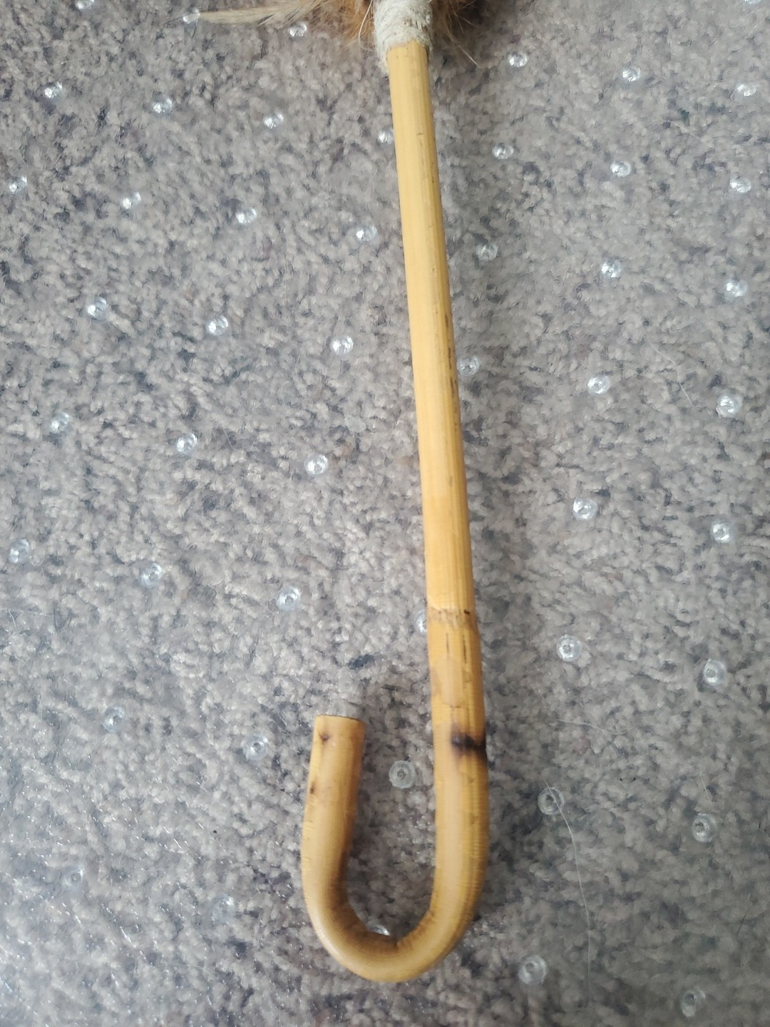 Vintage Chinese Long Chicken Hen Feather Duster w/ Hooked Bamboo Handle 26″