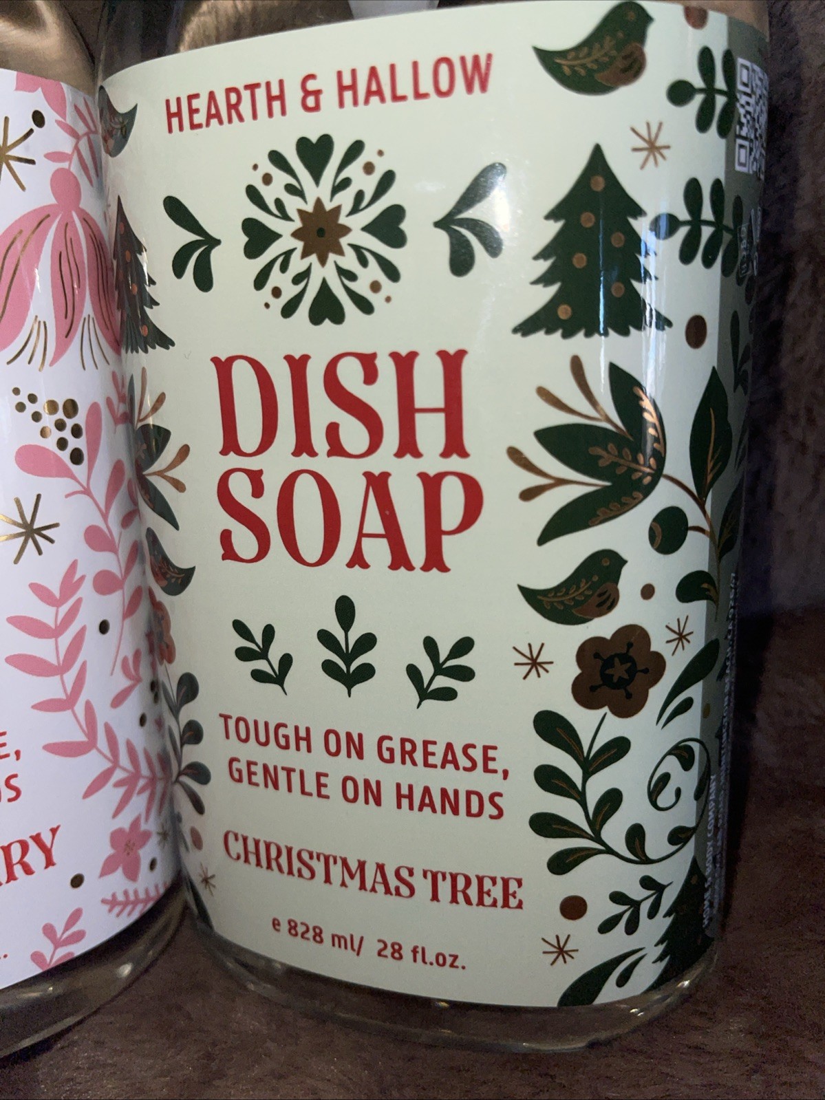 2-Pack Hearth & Hallow Set ~ Christmas Tree Winter Berry Dish Soap 28 fl oz Each