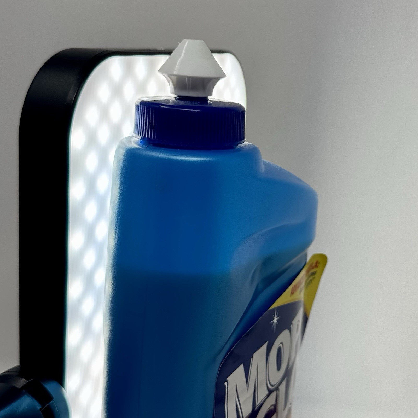 VTG 2004 Mop & Glo Triple Action Floor Shine Cleaner 32oz full