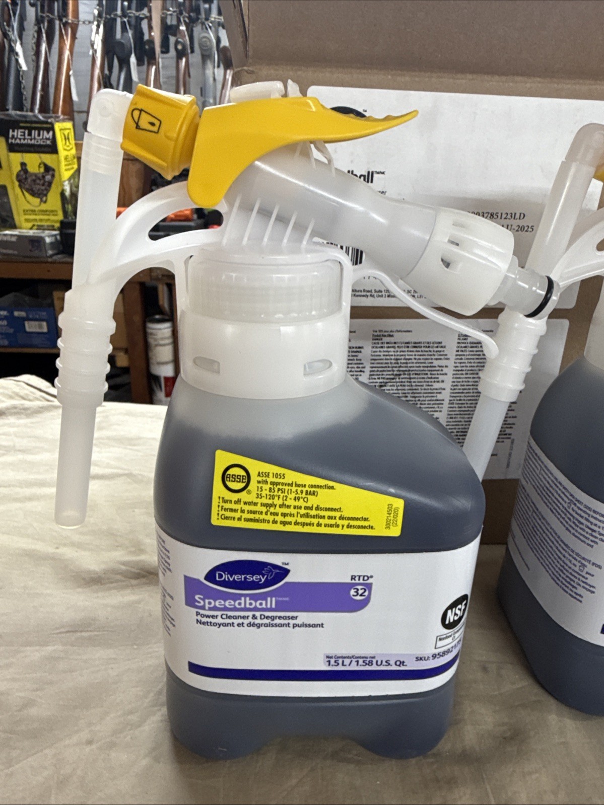 Diversey 95892175 Heavy Duty Cleaner Degreaser Concentrate, 2-1.5L
