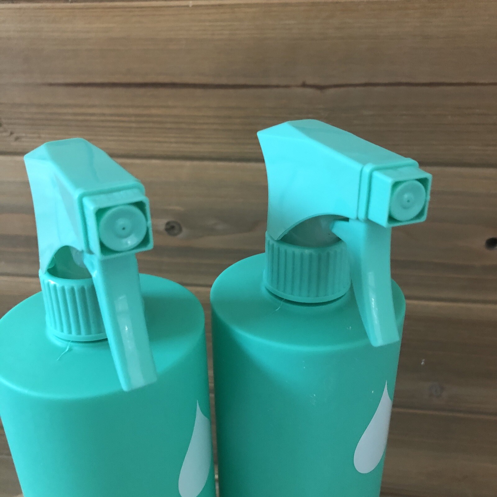 (2) Safely – Glass Cleaner Streak-Free Shine – 28 FL Oz Spray Bottle