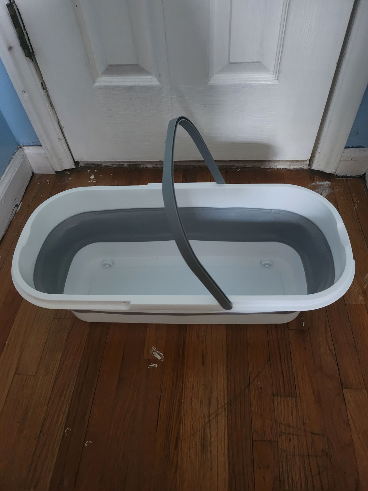 Collapsible Bucket With Handle And Wheels