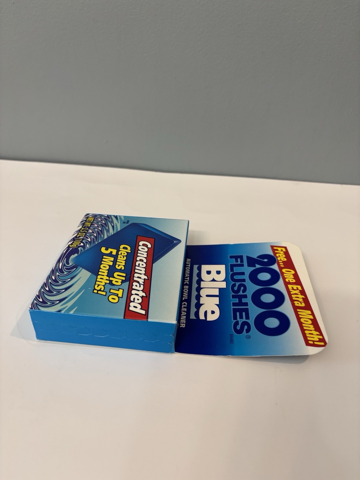 2000 Flushes Blue Automatic Toilet Bowl Cleaner 3.5 oz – New