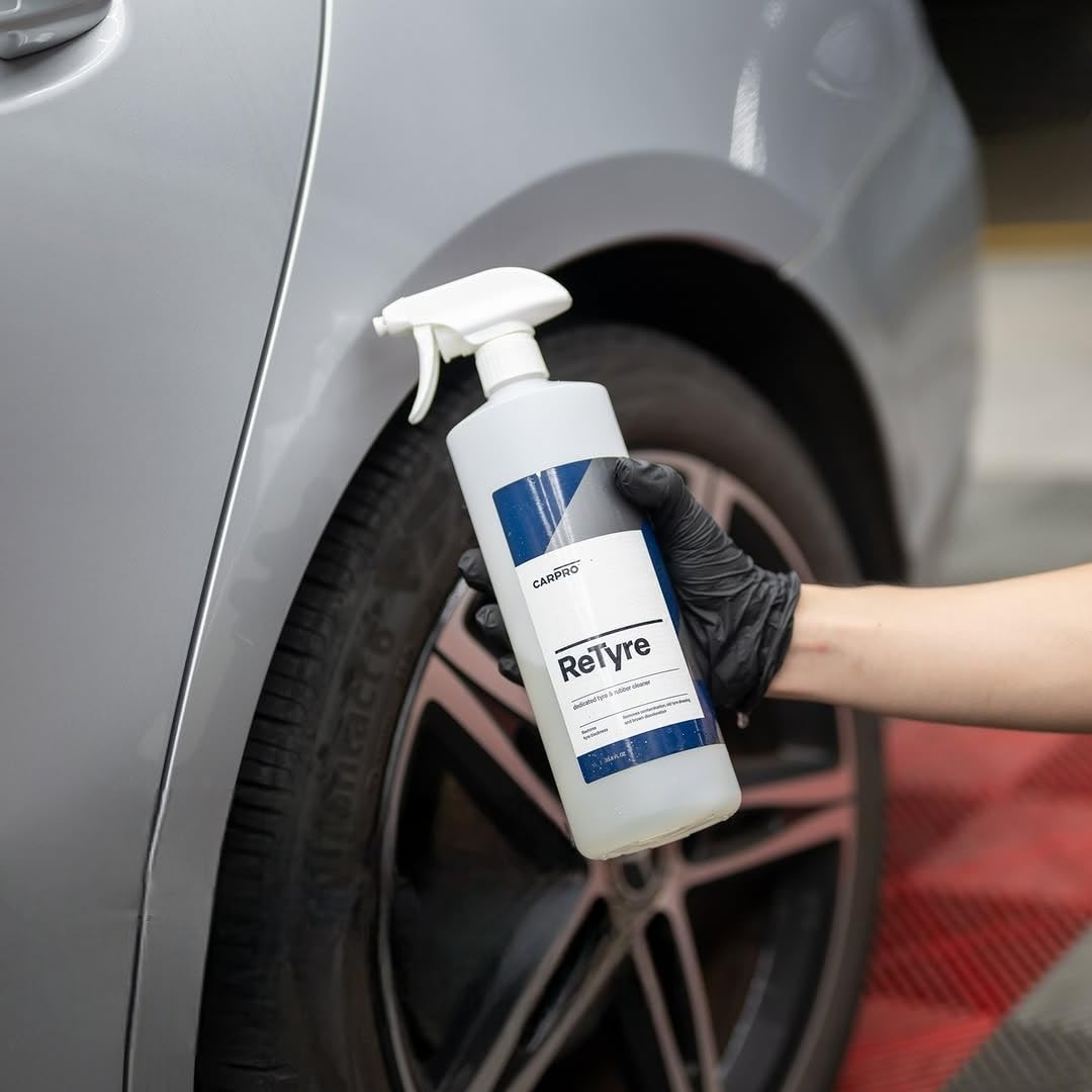 Tire & Wheel Cleaner Spray for Car Detailing 1 Liter AllinOne Solution