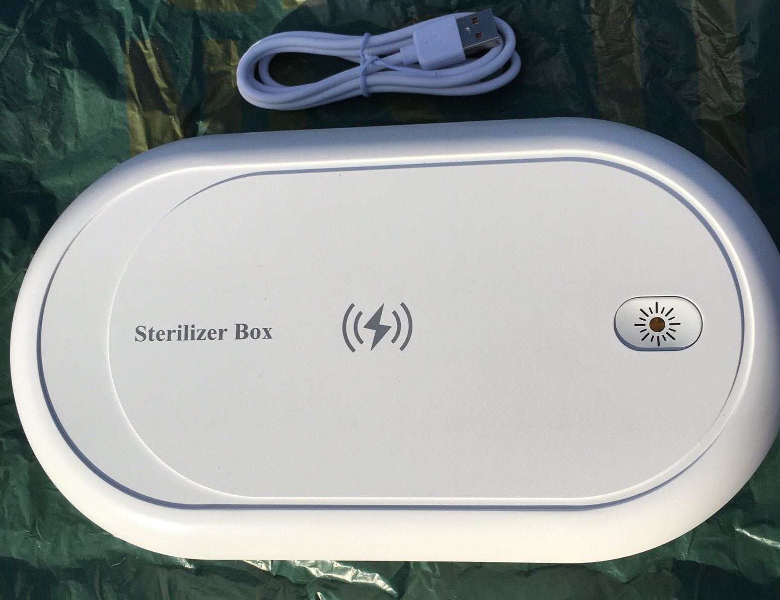 Multifunction UV Sterilizer Disinfection Storage Box With Wireless Charger———30