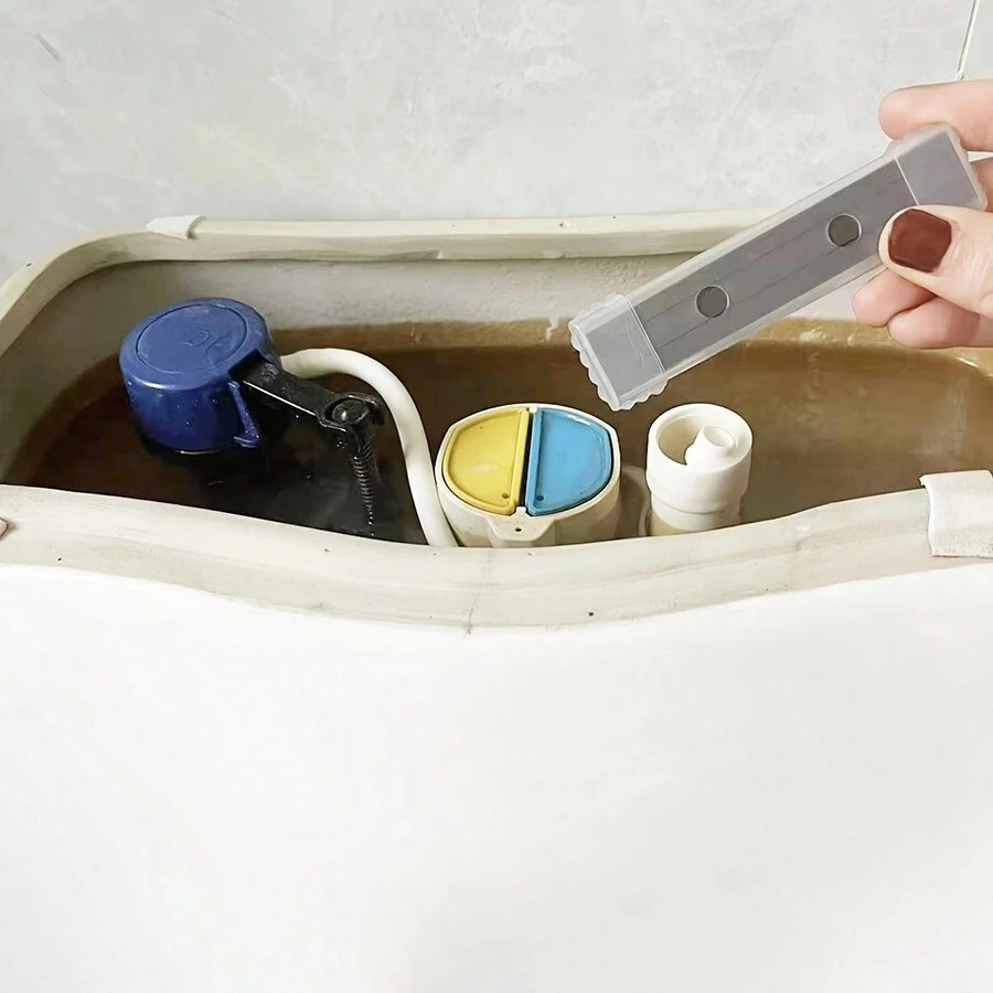 Magnetic Toilet Bowl Cleaner 1/2pcs Chemical Free No Stain Freshener Cleaner