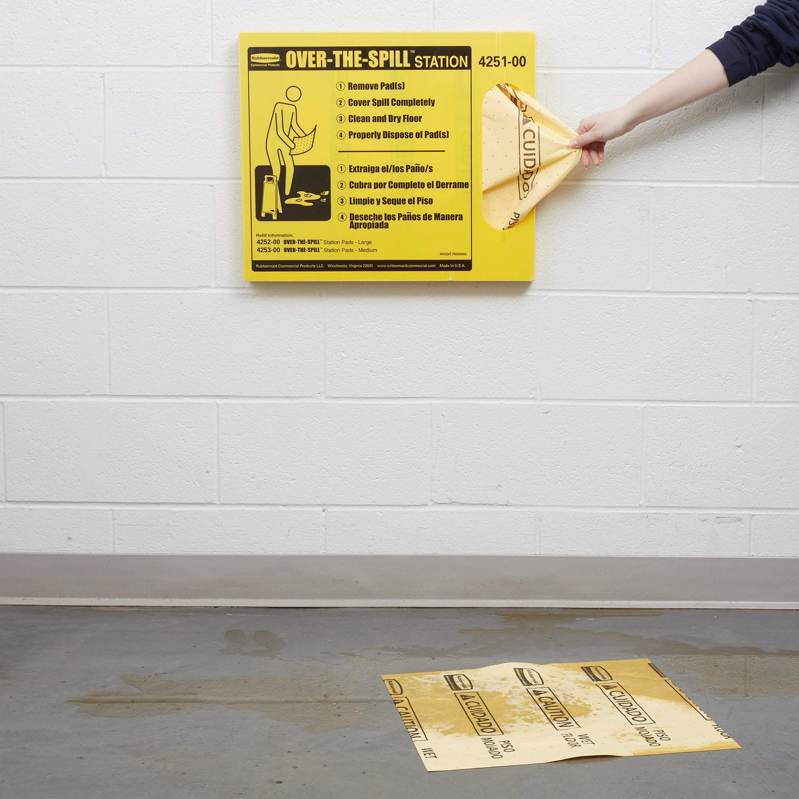 Rubbermaid Over the Spill Station Janitorial Supply Kit Yellow Safety Pads