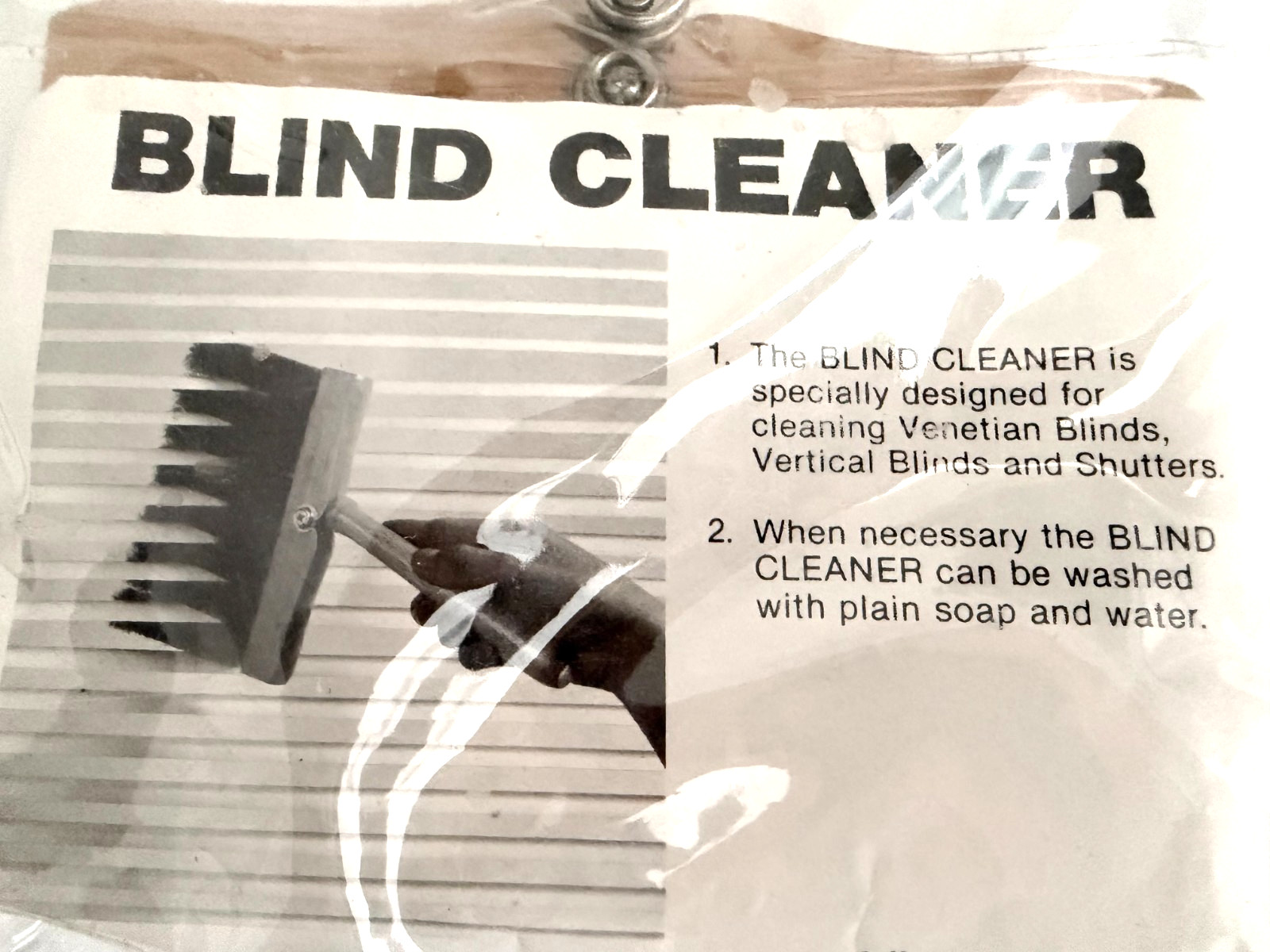VINTAGE LILLIAN VERNON BLIND CLEANER WOODEN HANDLE NEW WITHOUT MANUAL