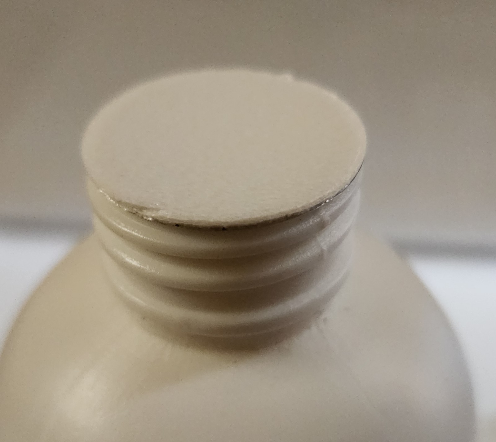 Glue Gone – Strong Glue Remover (10 oz / 300 ml) Refill.