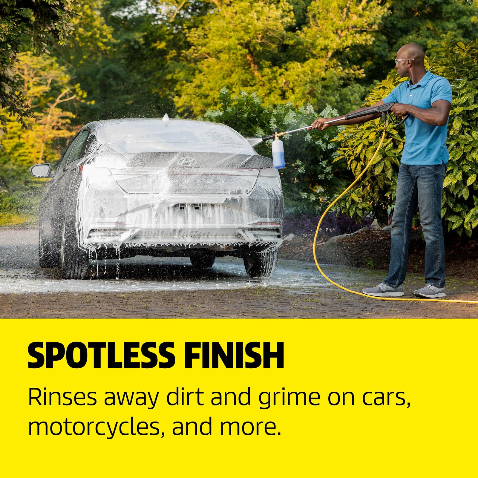 KÄRCHER Vehicle Wash and Wax, Pressure Washer Detergent, Cleans Cars, Bikes, …