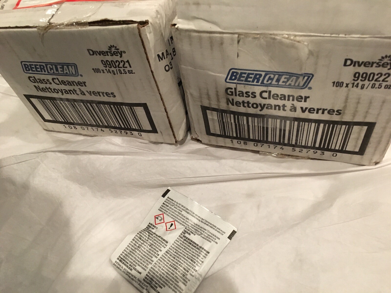 Johnson Diversey 990221 Beer Clean Glass Cleaner, Powder, .5oz Packet, 200 Pack