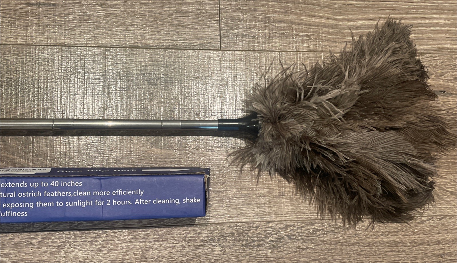 Extendable Ostrich Feather Duster 12-40 Inches Long Handle Reusable New in Box!