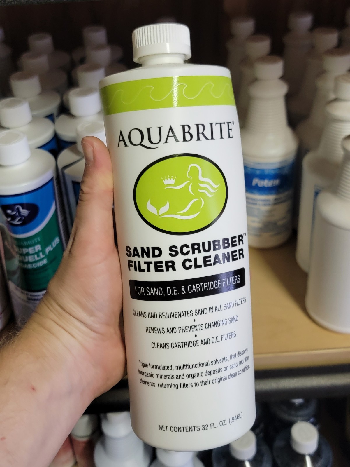 Aquabrite Sand Scrubber Filter Cleaner 32 oz