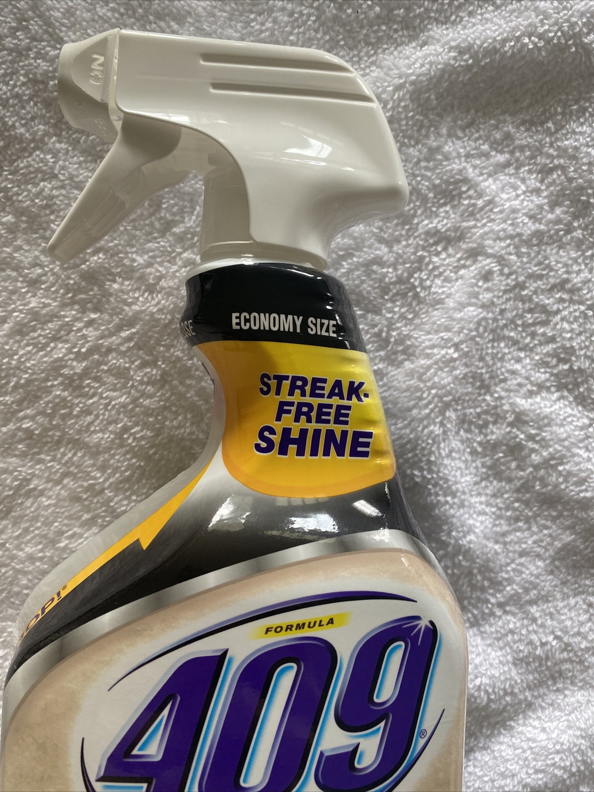 TWO Formula 409 Stone and Steel Cleaner Spray Bottles – 32 oz Each Economy Size