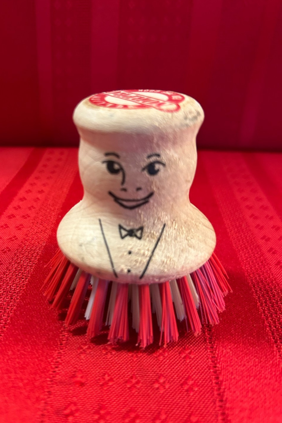 Norton Vintage Wooden Cleaning Brush~Decorative, 3″x2″, New/Excellent Condition