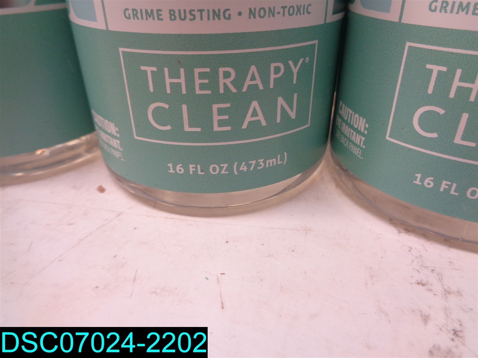 QTY=160oz: (10 X 16oz) Therapy Clean Tub & Tile