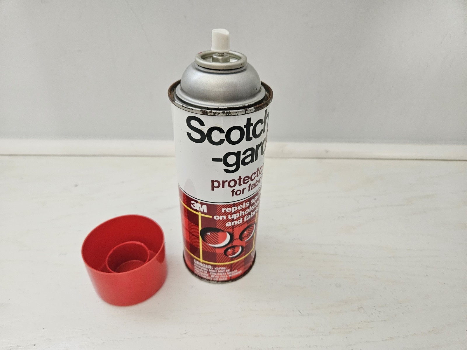 Scotch Gard Protector Fabric Upholstery 14oz 1987 OLD FORMULA – Approx 85% Full