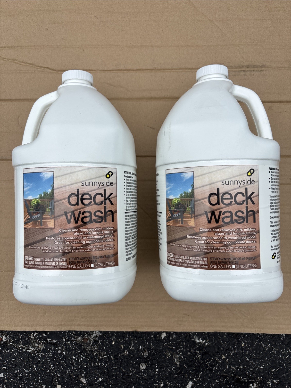 Sunnyside Deck Wash 1 Gallon (Lot of 2) Household Dirt Mildew Algae Fungus Stain