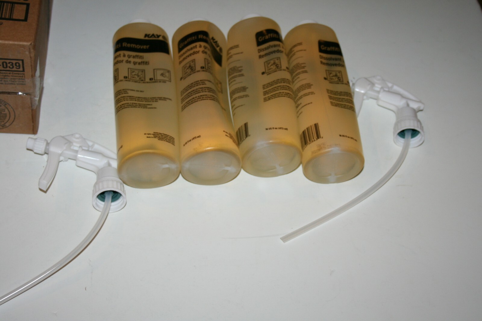 1 CASE Kay Ecolab Graffiti Remover 05574-039 (4-16 fl oz bottles & 2 sprayers)