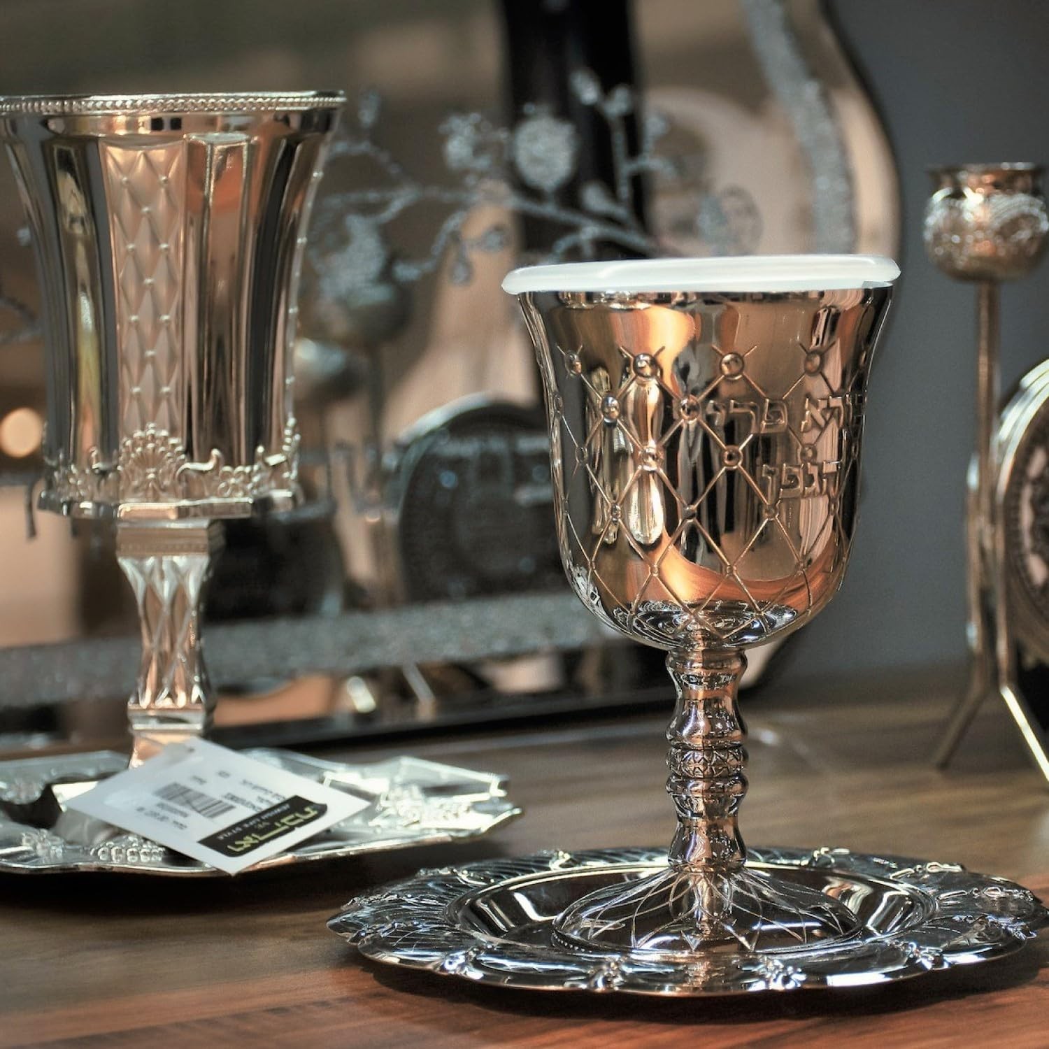 Universal Metal Polish 1.1lb Can with Free Cloth – Clean Protect All Metals