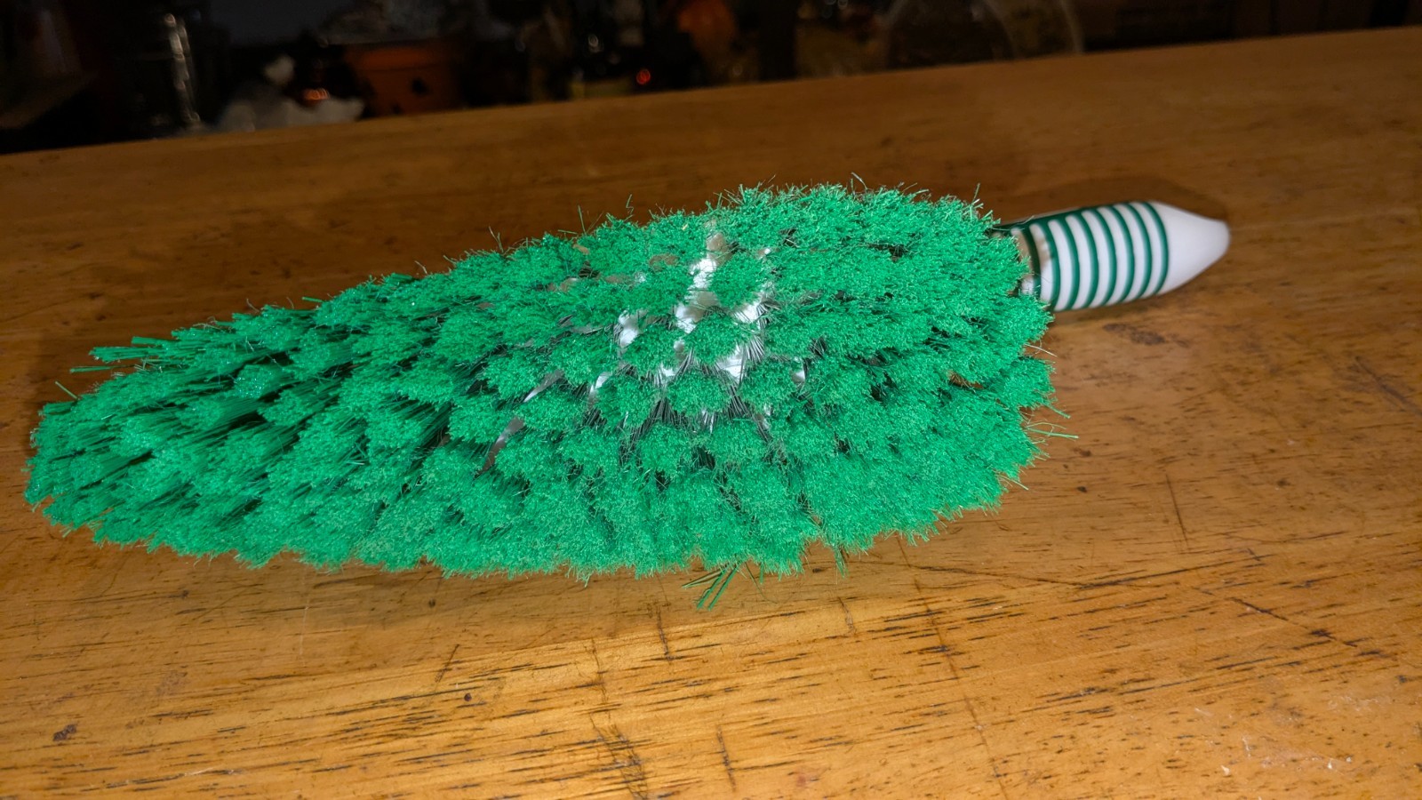 NEW with Stickers-Libman Shaped Duster Brush with Firm Handle Grip, Made in USA