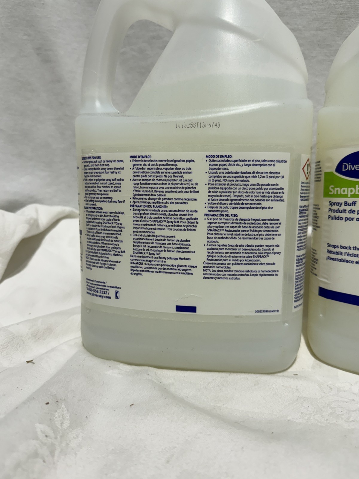 Lot Of 2 Diversey Snapback Concentrated Spray Buff Floor Finish 1 Gallon Each