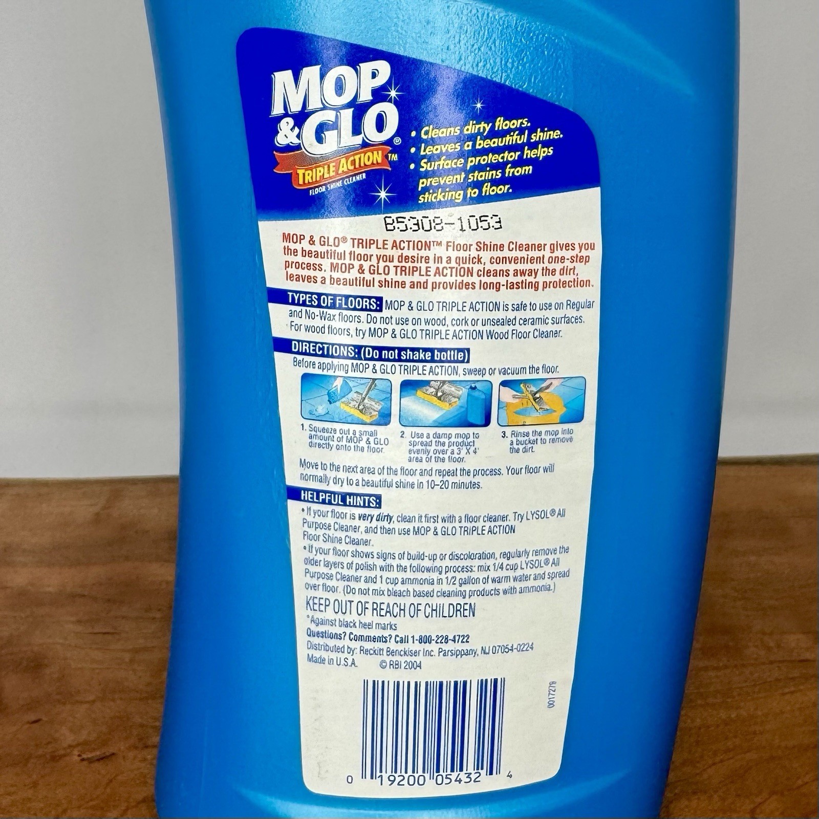 VTG 2004 Mop & Glo Triple Action Floor Shine Cleaner 32oz full